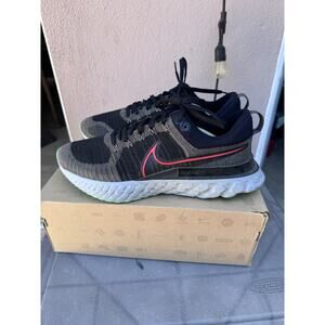 Nike Flyknit React Infiniti Men’s Sz 12